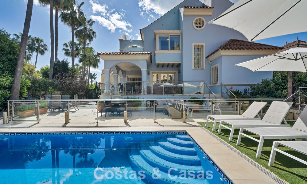 Charming semi-detached villa for sale just metres from the beach near Puerto Banus, Marbella 778021