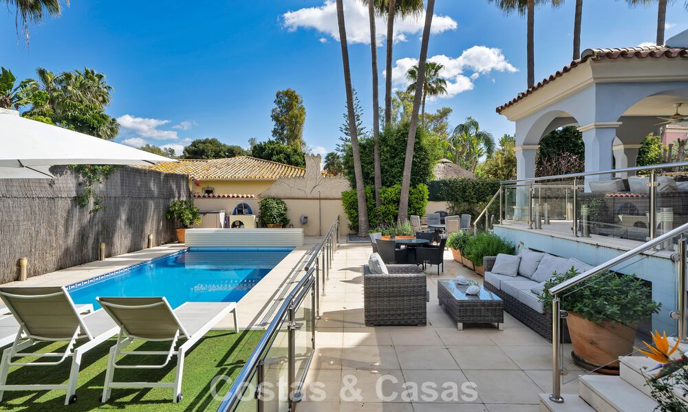 Charming semi-detached villa for sale just metres from the beach near Puerto Banus, Marbella 778023