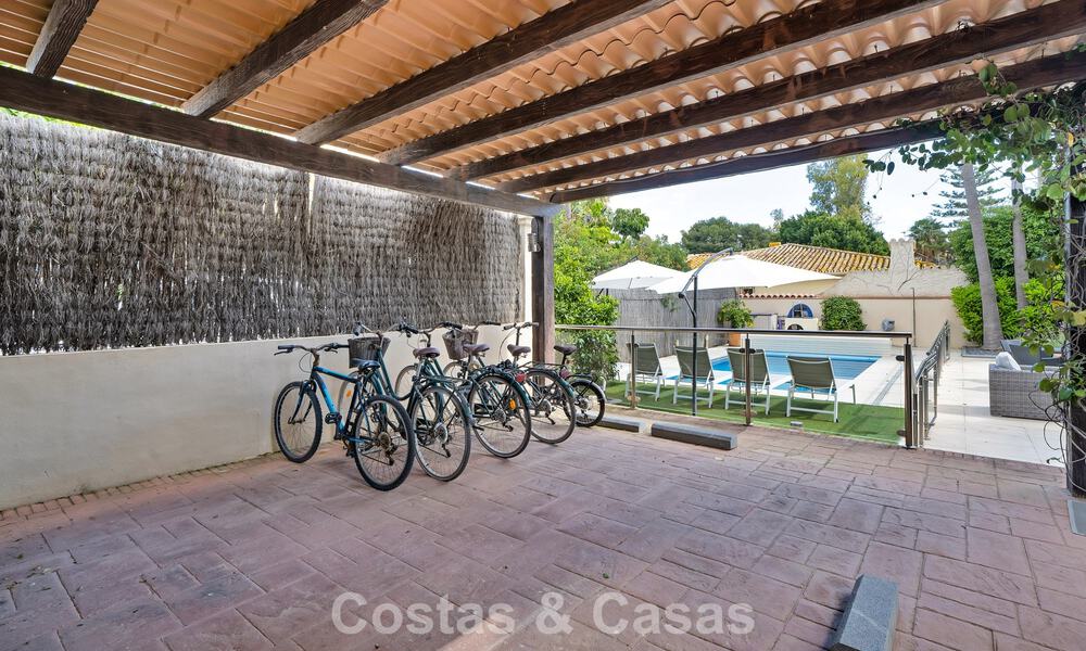 Charming semi-detached villa for sale just metres from the beach near Puerto Banus, Marbella 778024
