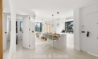 Modern refurbished penthouse for sale in Nueva Andalucia's golf valley, Marbella 778042 