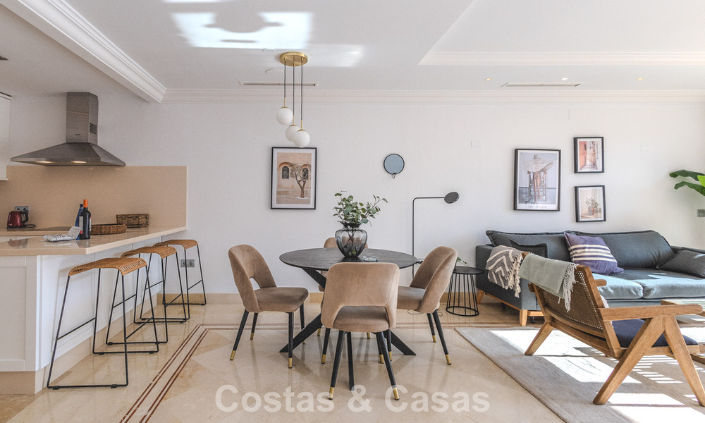 Stunning apartment with large terrace for sale in a luxury complex in Nueva Andalucia, Marbella 778122