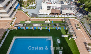 Penthouse with panoramic sea views for sale just a stone's throw from all amenities and the beach in Puerto Banus, Marbella 778096 