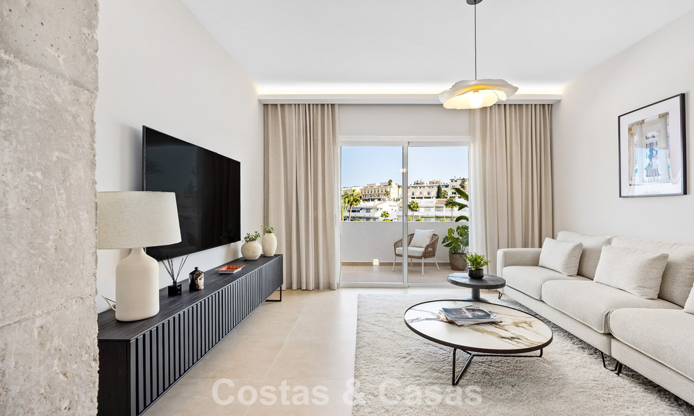Renovated penthouse for sale in a popular golf urbanisation in Aloha, Nueva Andalucia, Marbella 778074