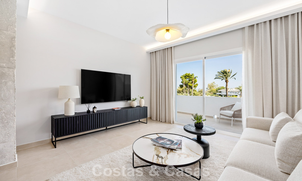 Renovated penthouse for sale in a popular golf urbanisation in Aloha, Nueva Andalucia, Marbella 778075