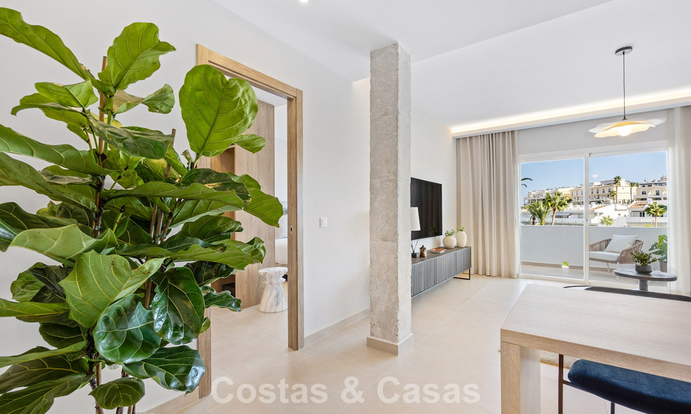 Renovated penthouse for sale in a popular golf urbanisation in Aloha, Nueva Andalucia, Marbella 778076