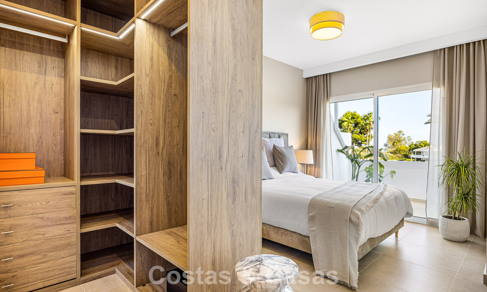 Renovated penthouse for sale in a popular golf urbanisation in Aloha, Nueva Andalucia, Marbella 778079