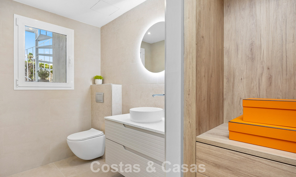 Renovated penthouse for sale in a popular golf urbanisation in Aloha, Nueva Andalucia, Marbella 778080