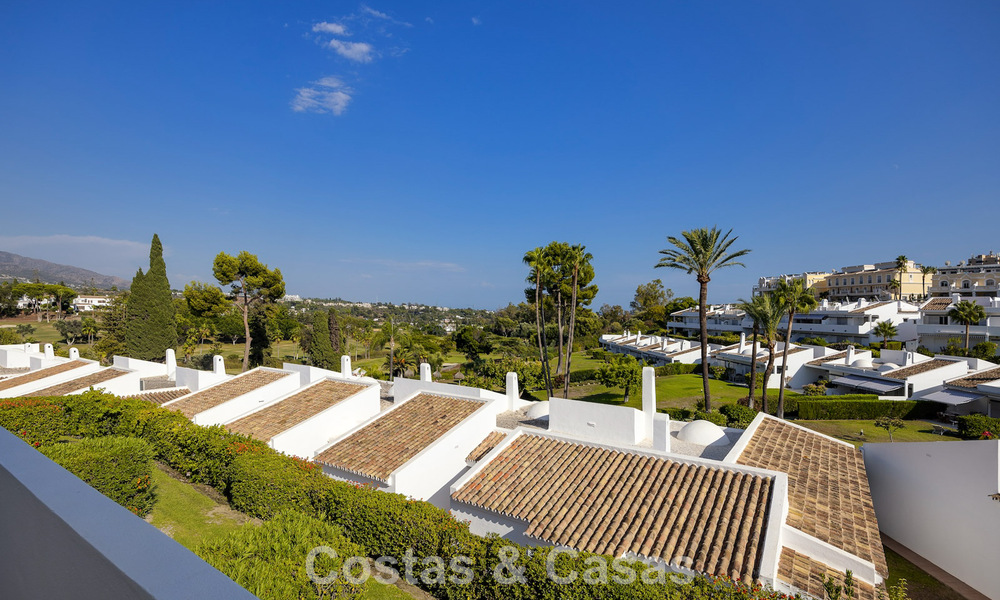 Renovated penthouse for sale in a popular golf urbanisation in Aloha, Nueva Andalucia, Marbella 778083