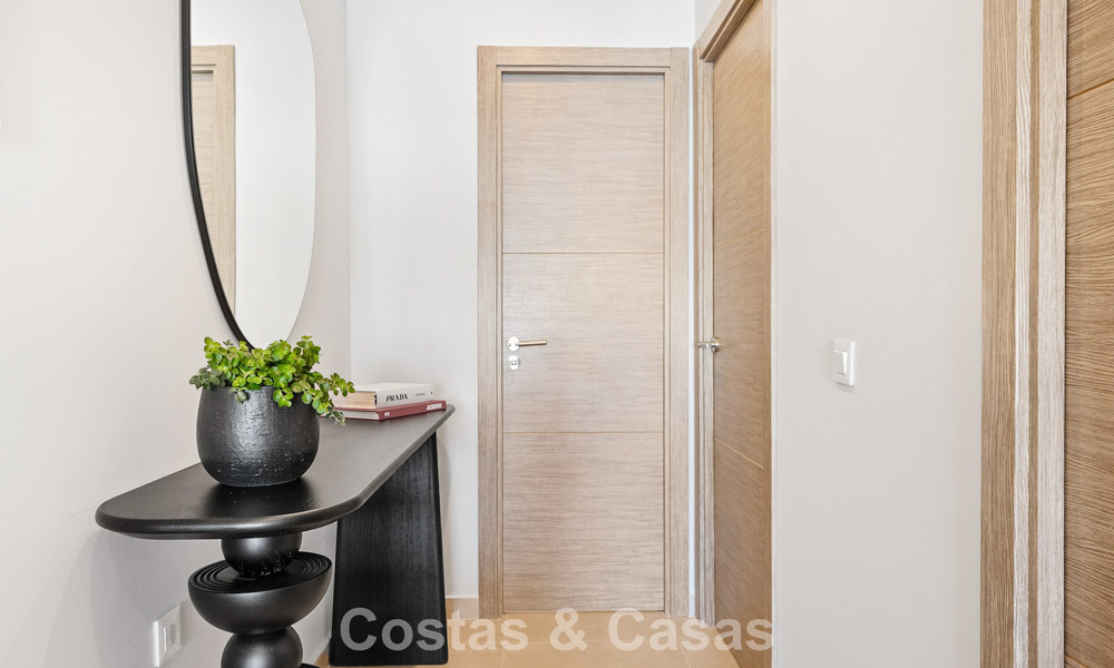Renovated penthouse for sale in a popular golf urbanisation in Aloha, Nueva Andalucia, Marbella 778084
