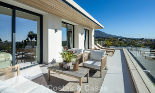 Modernist luxury villa with sea views for sale in a privileged residential area in Nueva Andalucia, Marbella 778289 