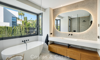 Modernist luxury villa with sea views for sale in a privileged residential area in Nueva Andalucia, Marbella 778292 