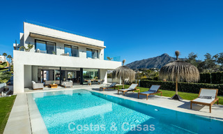 Modernist luxury villa with sea views for sale in a privileged residential area in Nueva Andalucia, Marbella 778296 