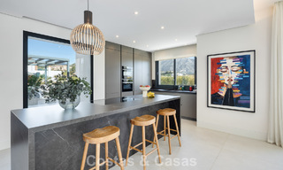 Modernist luxury villa with sea views for sale in a privileged residential area in Nueva Andalucia, Marbella 778303 