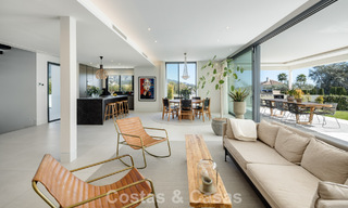 Modernist luxury villa with sea views for sale in a privileged residential area in Nueva Andalucia, Marbella 778307 