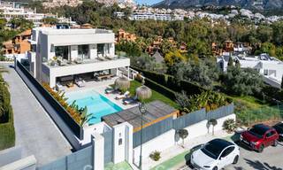 Modernist luxury villa with sea views for sale in a privileged residential area in Nueva Andalucia, Marbella 778308 