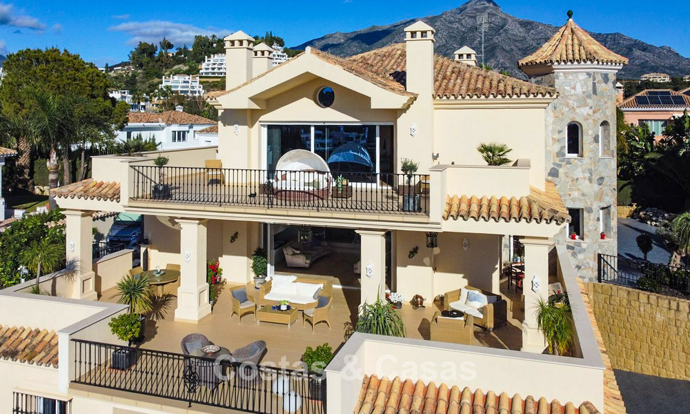 Spacious Mediterranean villa with green fairway views for sale in a privileged golf setting in Nueva Andalucia’s valley, Marbella 778189