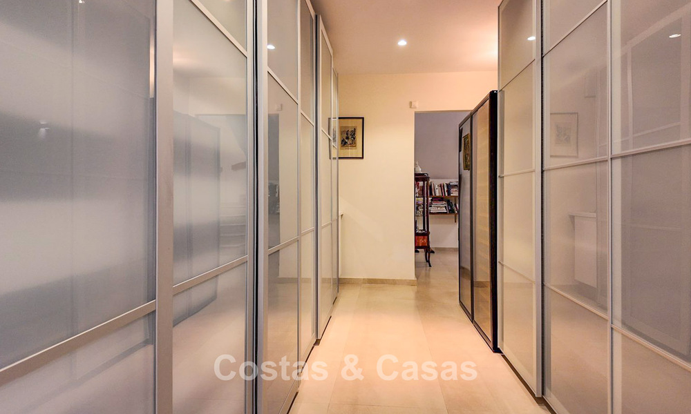 Spacious Mediterranean villa with green fairway views for sale in a privileged golf setting in Nueva Andalucia’s valley, Marbella 778192