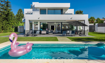 Modern 4 bedroom detached villa for sale beachside on the New Golden Mile between Marbella and Estepona 778225