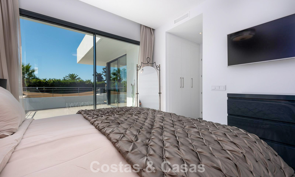 Modern 4 bedroom detached villa for sale beachside on the New Golden Mile between Marbella and Estepona 778272