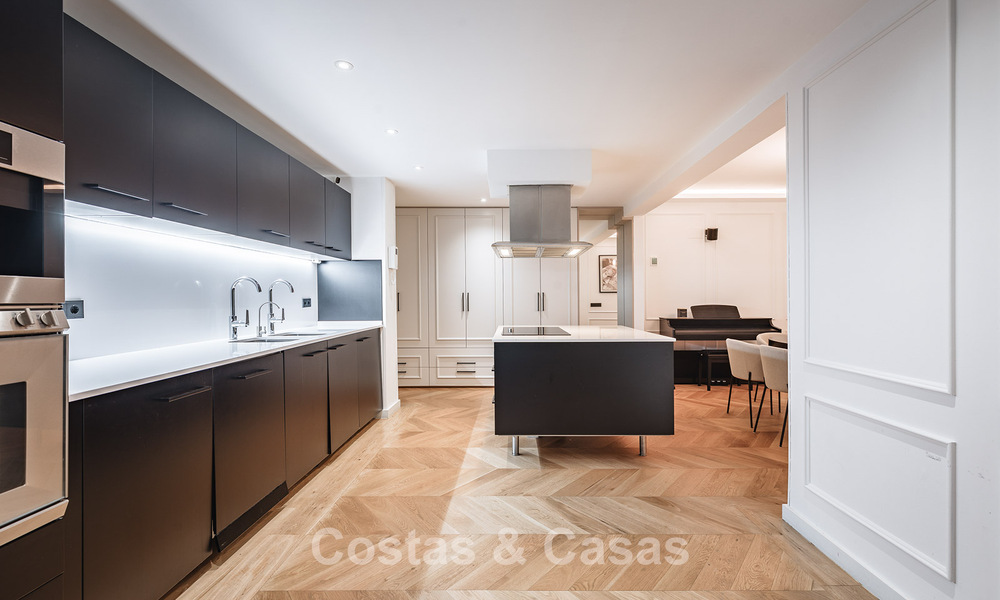 Fully renovated 3-bedroom garden apartment for sale in a luxury complex in Marbella - Benahavis 778535
