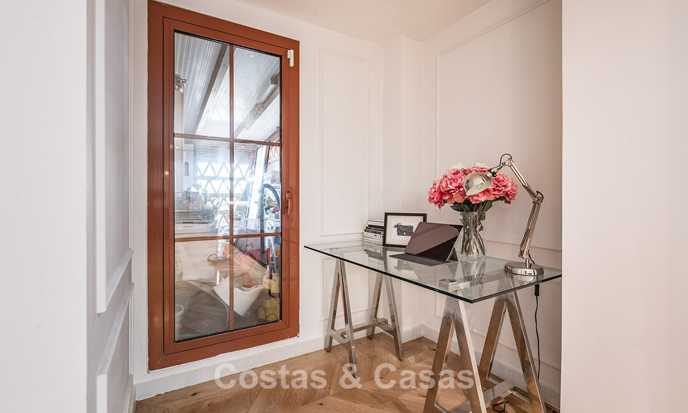 Fully renovated 3-bedroom garden apartment for sale in a luxury complex in Marbella - Benahavis 778539