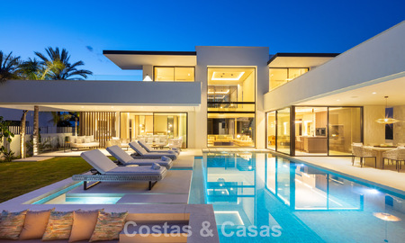 Sleek luxury villa for sale surrounded by golf courses in Nueva Andalucia’s valley, Marbella 778781