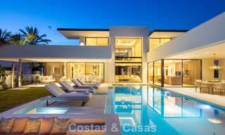 Sleek luxury villa for sale surrounded by golf courses in Nueva Andalucia’s valley, Marbella 778781 