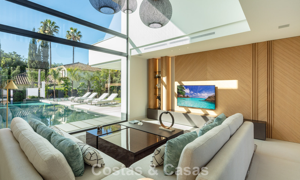 Sleek luxury villa for sale surrounded by golf courses in Nueva Andalucia’s valley, Marbella 778782