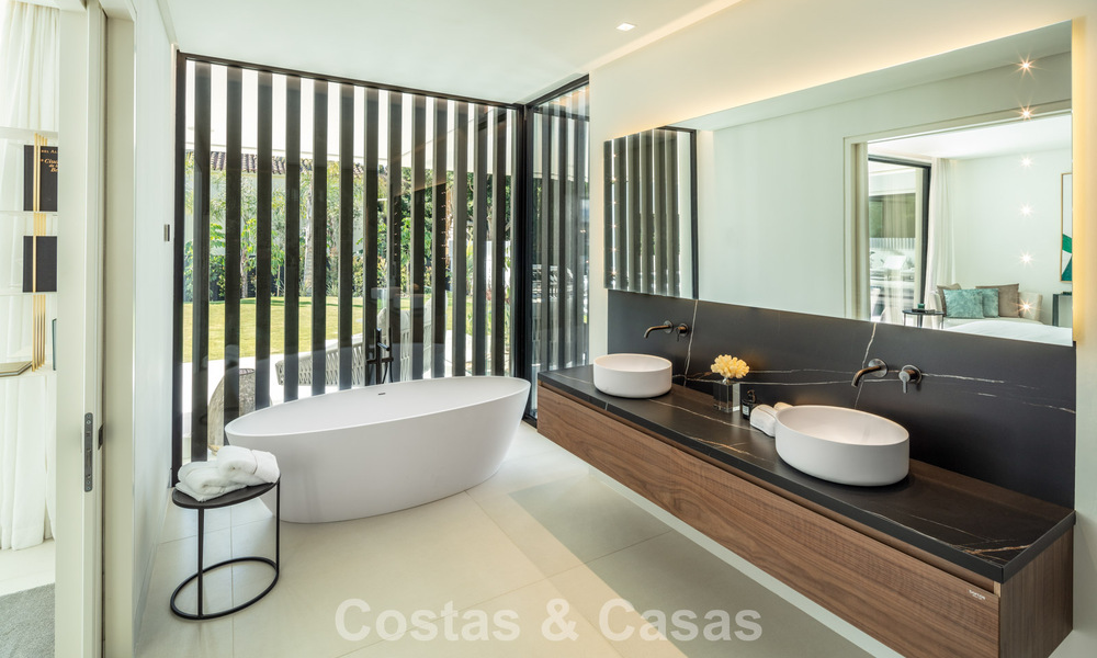 Sleek luxury villa for sale surrounded by golf courses in Nueva Andalucia’s valley, Marbella 778787