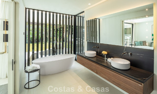 Sleek luxury villa for sale surrounded by golf courses in Nueva Andalucia’s valley, Marbella 778787 