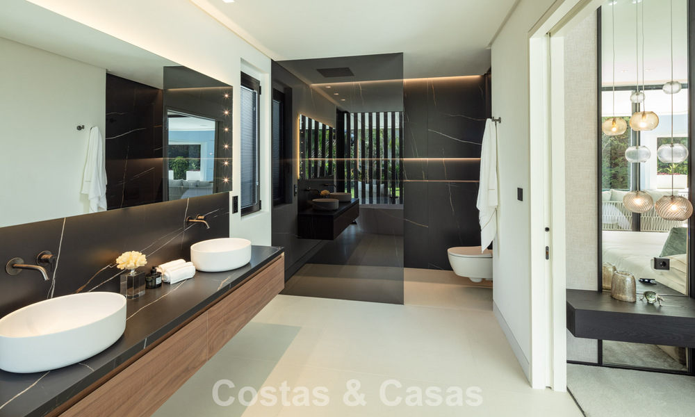 Sleek luxury villa for sale surrounded by golf courses in Nueva Andalucia’s valley, Marbella 778788