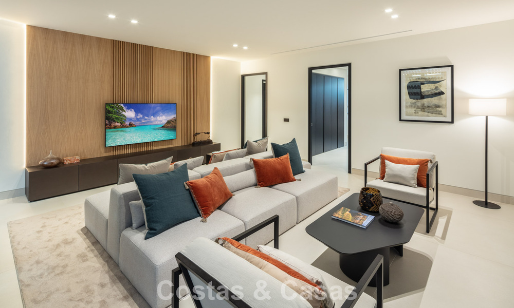 Sleek luxury villa for sale surrounded by golf courses in Nueva Andalucia’s valley, Marbella 778795