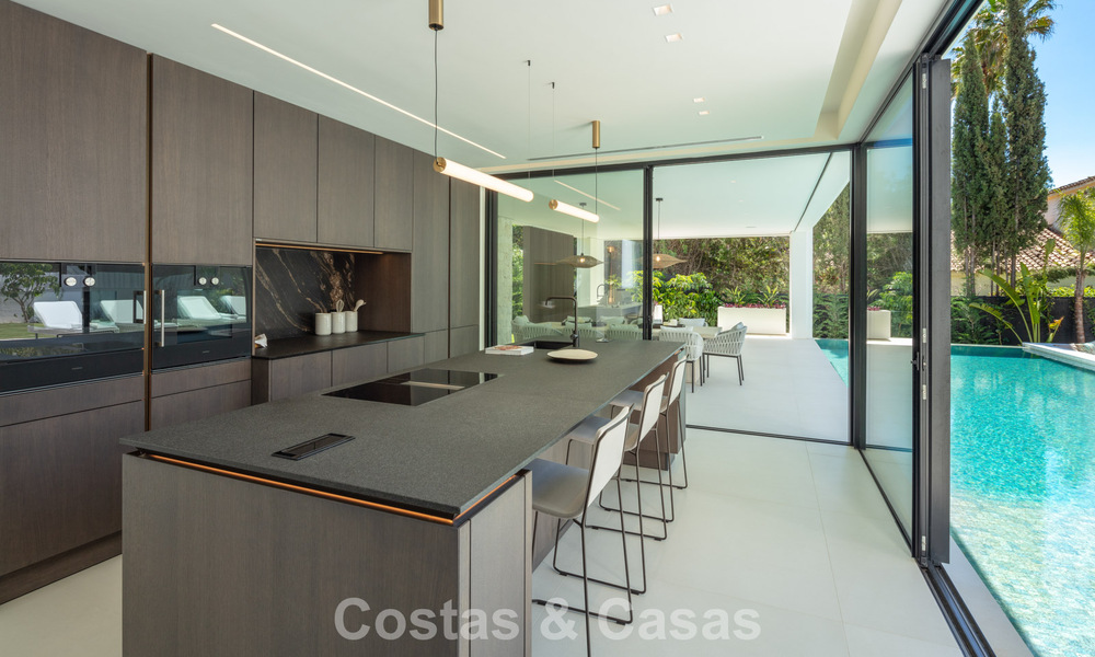 Sleek luxury villa for sale surrounded by golf courses in Nueva Andalucia’s valley, Marbella 778799