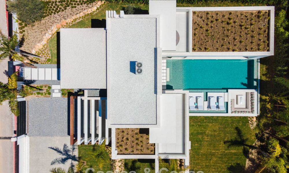 Sleek luxury villa for sale surrounded by golf courses in Nueva Andalucia’s valley, Marbella 778803