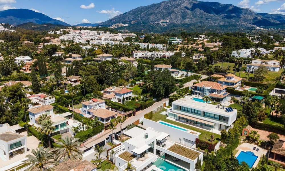 Sleek luxury villa for sale surrounded by golf courses in Nueva Andalucia’s valley, Marbella 778805