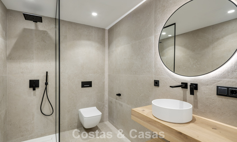 Stunning luxury villa for sale in contemporary Mediterranean architecture in a golf resort, Marbella - Benahavis 778426