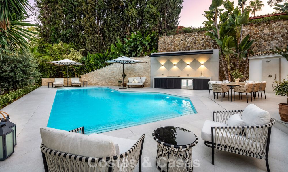 Stunning luxury villa for sale in contemporary Mediterranean architecture in a golf resort, Marbella - Benahavis 778430