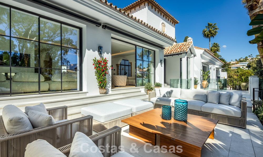 Stunning luxury villa for sale in contemporary Mediterranean architecture in a golf resort, Marbella - Benahavis 778441