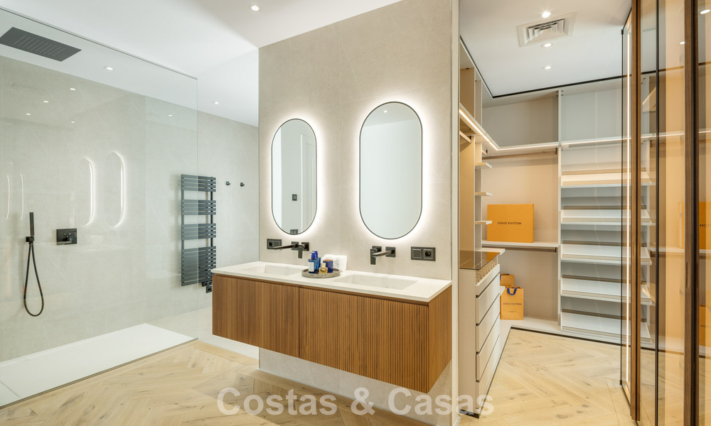 Stunning luxury villa for sale in contemporary Mediterranean architecture in a golf resort, Marbella - Benahavis 778444