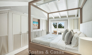 Beautifully renovated duplex penthouse for sale in an exclusive complex on Marbella’s prestigious Golden Mile 778634 