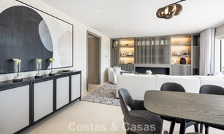 Beautifully renovated duplex penthouse for sale in an exclusive complex on Marbella’s prestigious Golden Mile 778639 