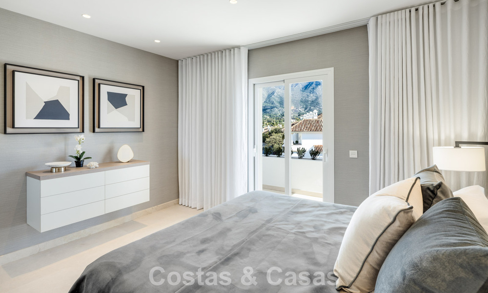 First class renovated duplex penthouse for sale in a gated luxury complex on Marbella’s sought-after Golden Mile 778652