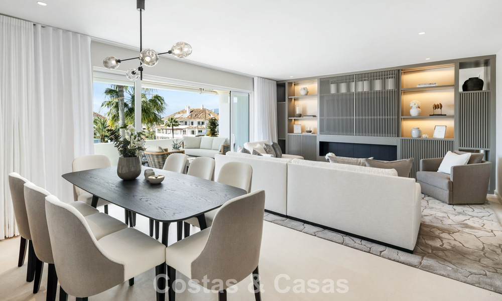 First class renovated duplex penthouse for sale in a gated luxury complex on Marbella’s sought-after Golden Mile 778660