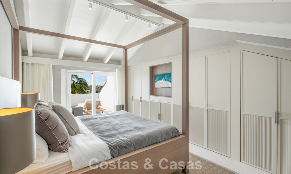 First class renovated duplex penthouse for sale in a gated luxury complex on Marbella’s sought-after Golden Mile 778663