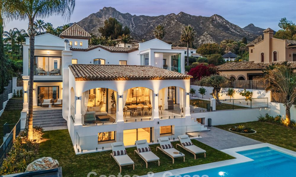 Refined luxury villa in modern Mediterranean style for sale with sea views in a gated complex on Marbella's Golden Mile 778750