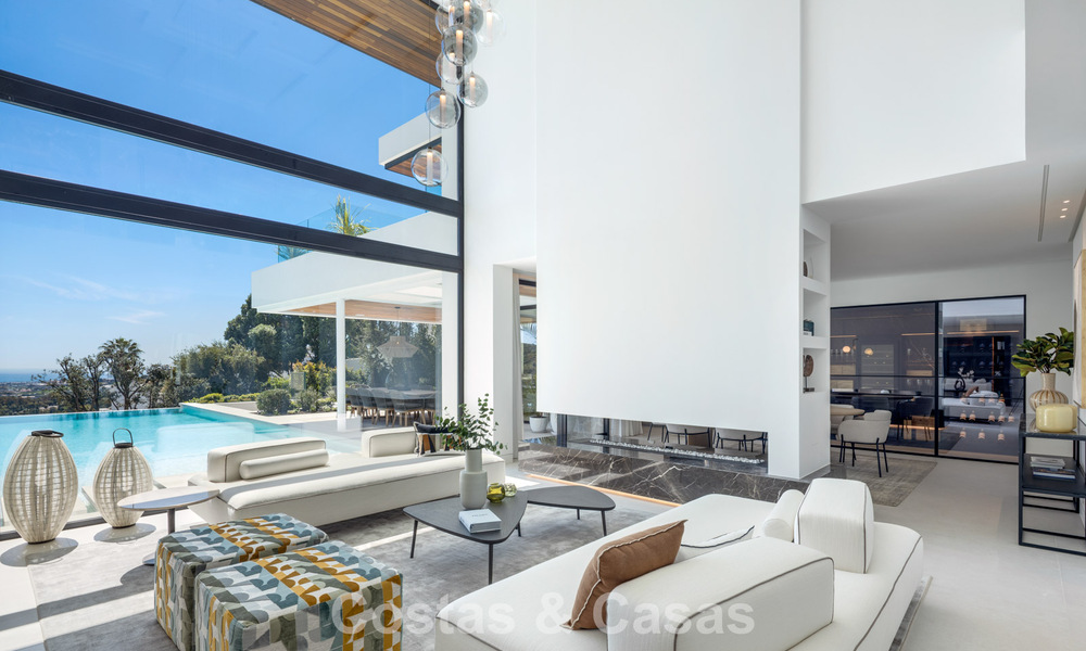 Sophisticated, new, luxury villa with panoramic sea views for sale in a gated community of La Quinta, Marbella - Benahavis 778721