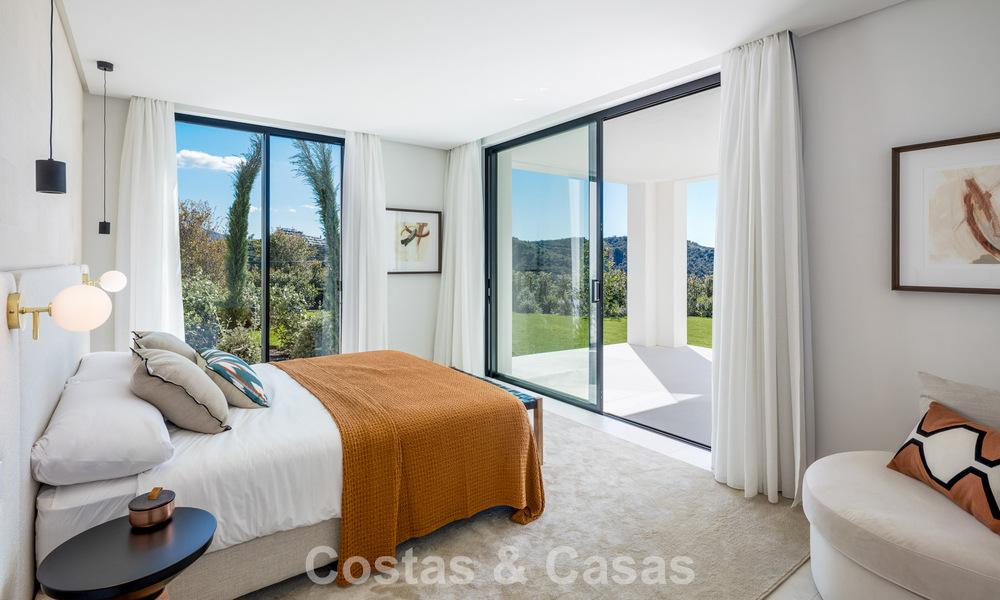 Sophisticated, new, luxury villa with panoramic sea views for sale in a gated community of La Quinta, Marbella - Benahavis 800525