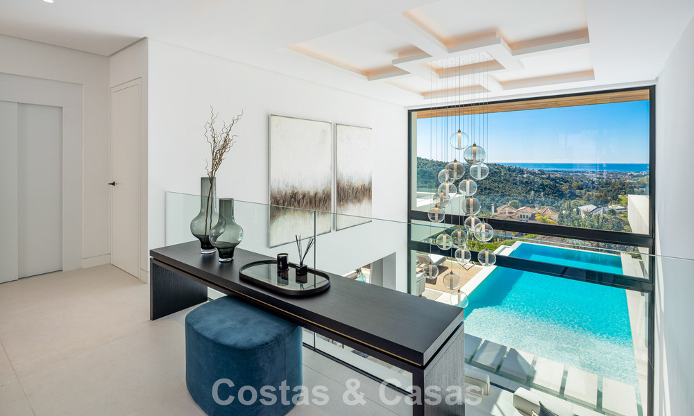 Sophisticated, new, luxury villa with panoramic sea views for sale in a gated community of La Quinta, Marbella - Benahavis 800527