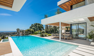 Sophisticated, new, luxury villa with panoramic sea views for sale in a gated community of La Quinta, Marbella - Benahavis 800537 