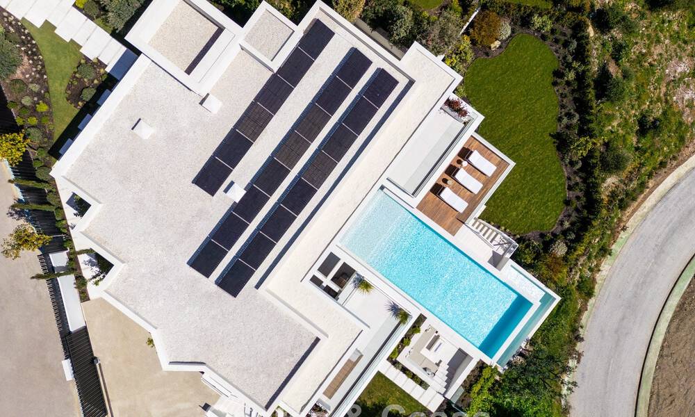 Sophisticated, new, luxury villa with panoramic sea views for sale in a gated community of La Quinta, Marbella - Benahavis 800548